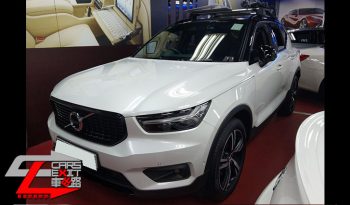 Volvo XC40 T5 R-DESIGN full