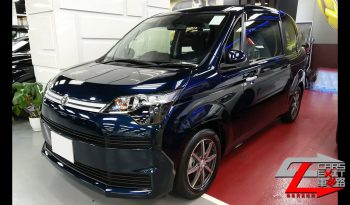 Toyota Spade full