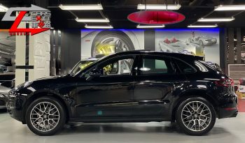 Porsche Macan full
