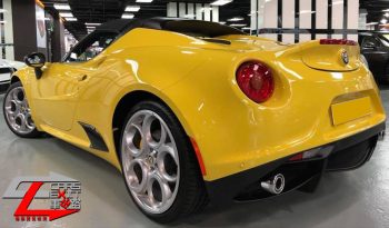 Alfa ROMEO 4C SPIDER full