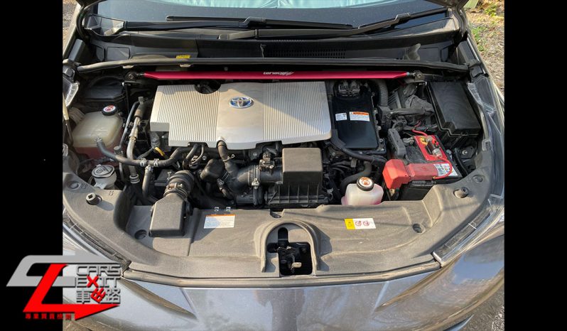 Toyota Prius full