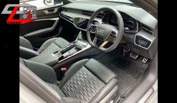Audi RS6 AVANT full