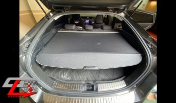Toyota Prius full