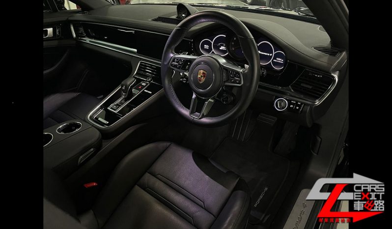Porsche PANAMERA 4 SPORT TURISMO full