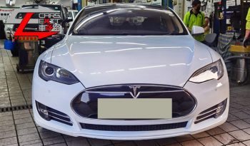 Tesla Model S 60 full