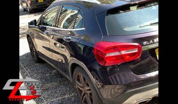 Mercedes Benz GLA 200 full