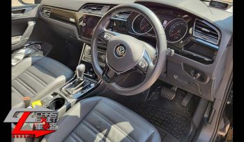 Volkswagen Touran full