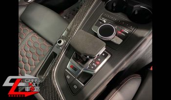 Audi RS4 Avant full