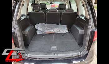 Volkswagen Touran full